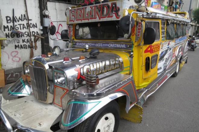 Loving the amazingly colorful Jeepneys in Manila, Philippines